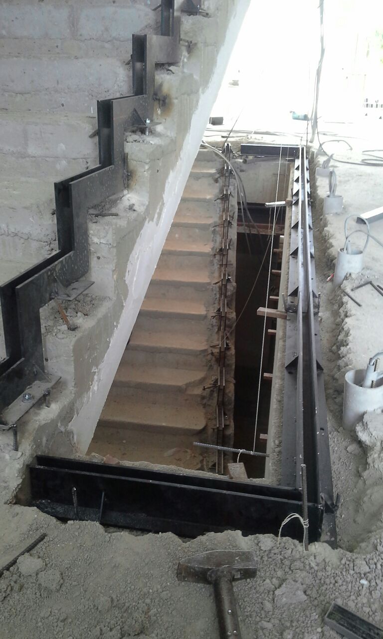 ARC-ENV-02_16: Concealed Laser-Cut Steel Base-Shoe Substructure
